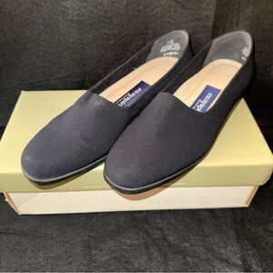 Easy Spirit Esrye Black Fabric Slip On Soft Sole Shoes Size 7 M Anti Gravity